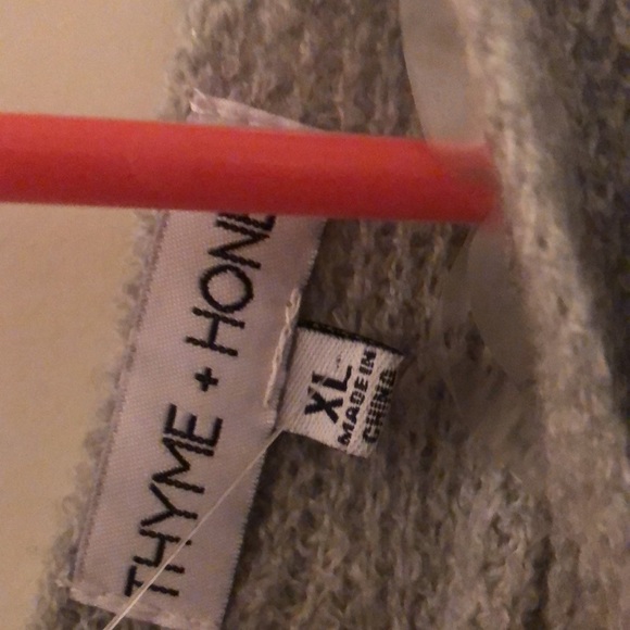 Gray XL women’s sweater - Picture 2 of 5